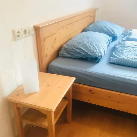 Sporthostel Roessle Bed & Breakfast 2*