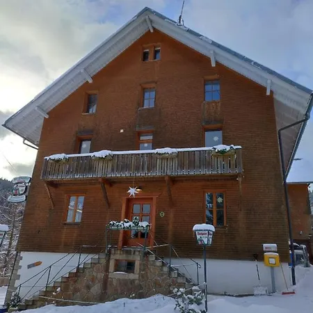Bed and Breakfast Sporthostel Roessle