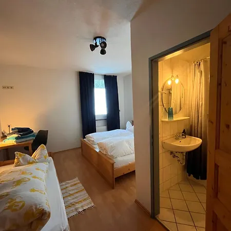 Alojamento de Acomodação e Pequeno-almoço Sporthostel Roessle