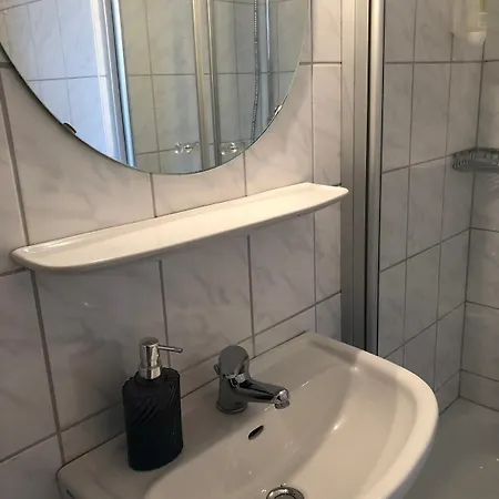 Alojamento de Acomodação e Pequeno-almoço Sporthostel Roessle 3*